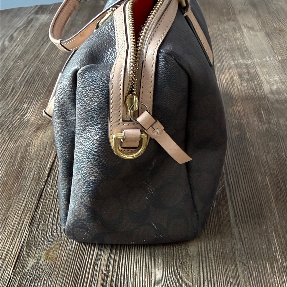 Coach Navy and Red Stripe Satchel Nancy signature - Picture 5 of 10